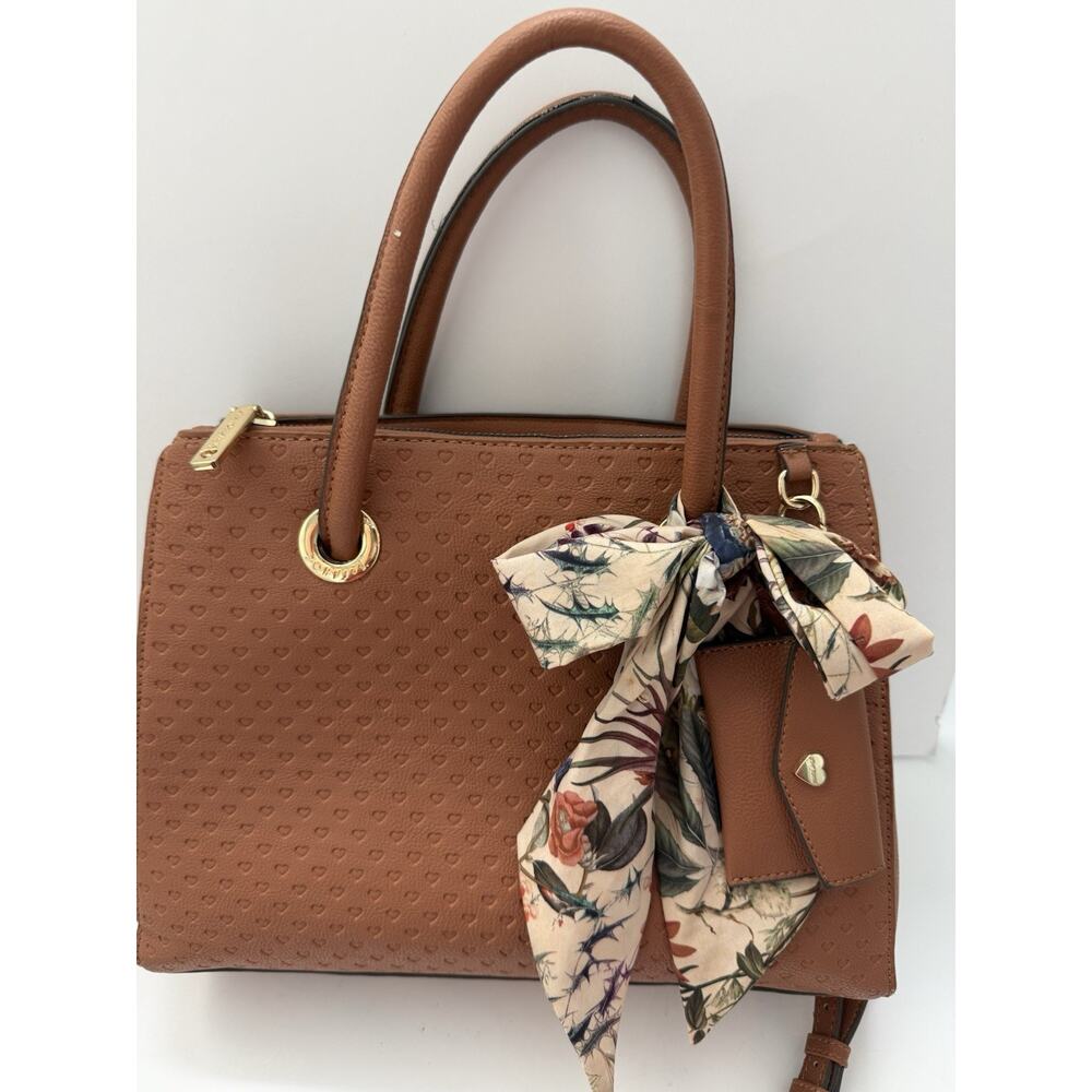 Betsy Johnson Medium Brown Heart Imprinted Tote Bag With Coin Pouch & Scarf - Picture 2 of 7